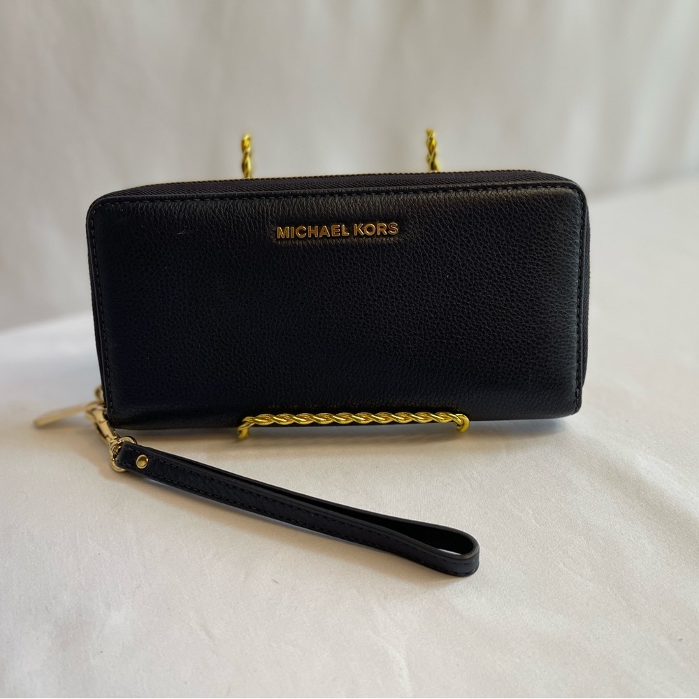 Michael Kors - Large Continental Wallet/Wristlet - NWOT